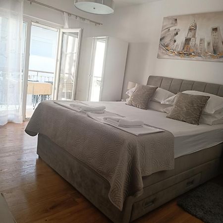 Apartment Golden Sunrise - 4 Ul.Petra Svacica11 Baska Voda Bagian luar foto